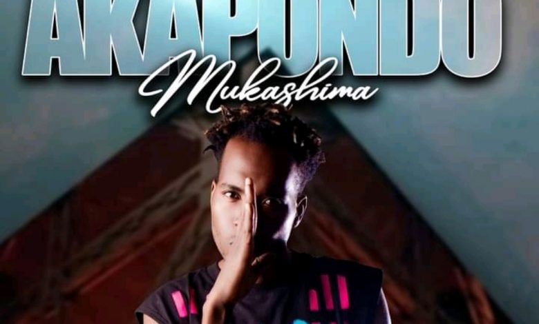 Y Celeb - Akapondo Mukashima Mp3